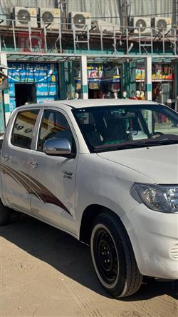 تويوتا هايلوكس